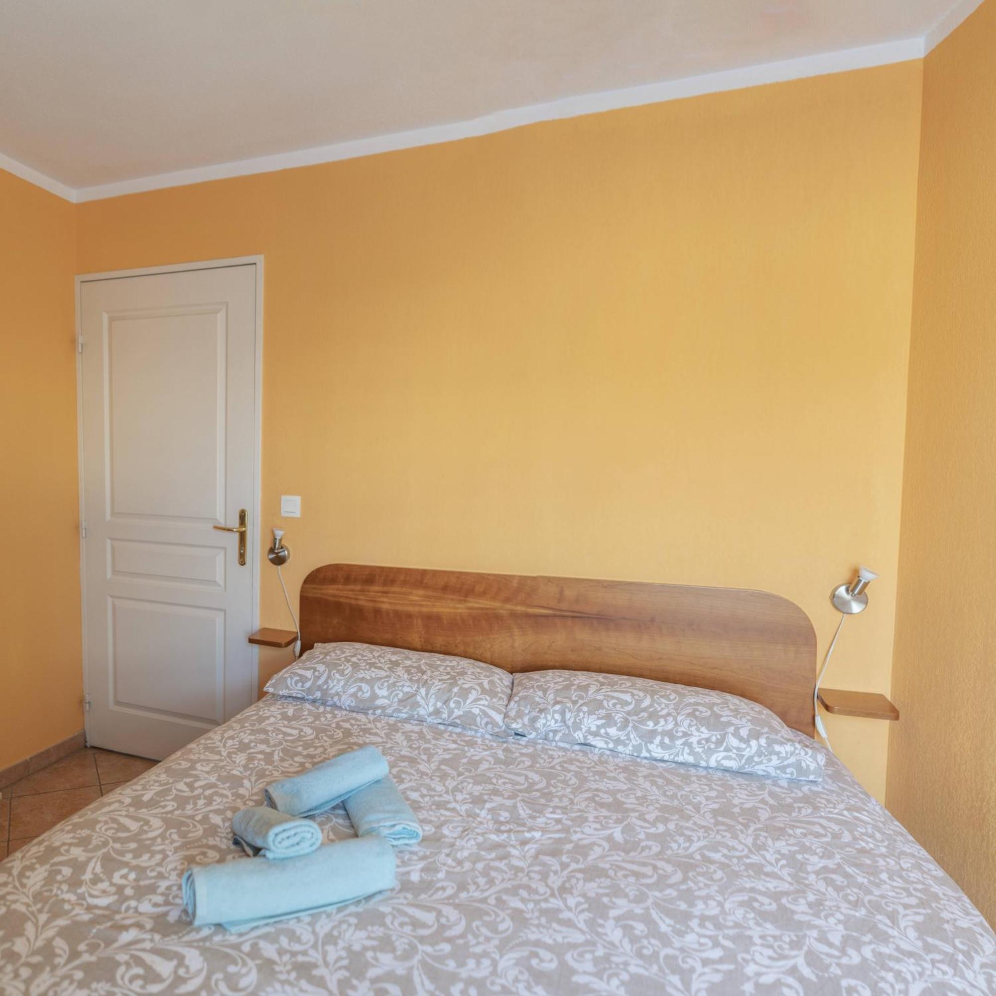 La Petit Maisonette De Manu Cannes Zewnętrze zdjęcie